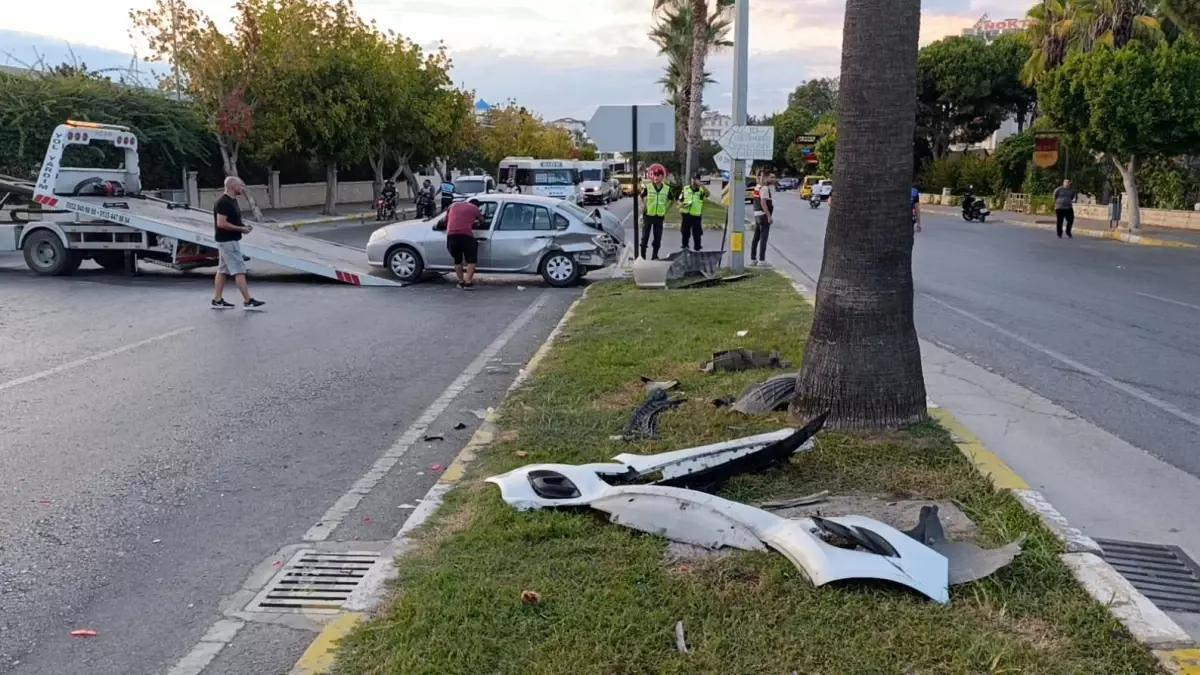 Alkollü Sürücü Trafik Kazasına Neden Oldu: 2 Yaralı