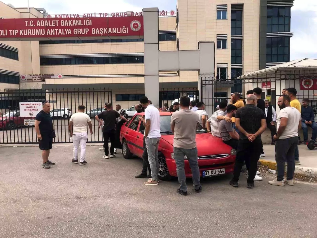 Antalya’da Motosiklet Kazası: Genç Sürücü Hayatını Kaybetti