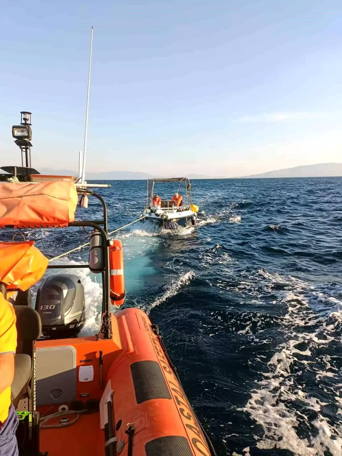 Bodrum’da Sürüklenen Tekneye Kurtarma Operasyonu