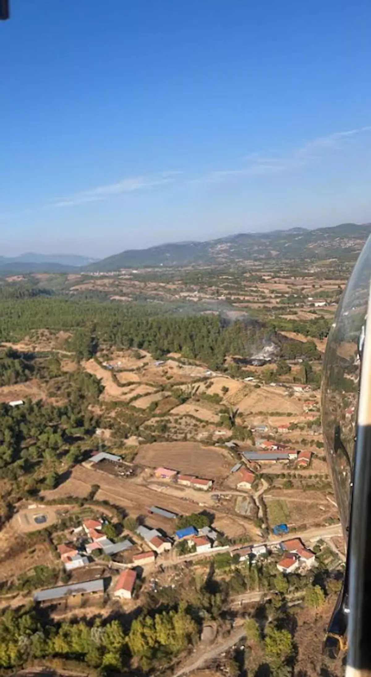 Çanakkale’de Tarım Arazisinden Ormana Sıçrayan Yangın Kontrol Altına Alındı