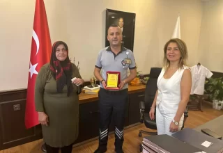 Dürüst Güvenlik Görevlisi Unutulan Altınları Sahibine Teslim Etti