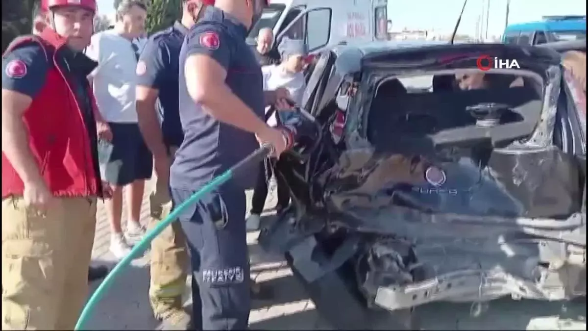 Edremit’te 3 Araçla Meydana Gelen Trafik Kazasında 4 Yaralı