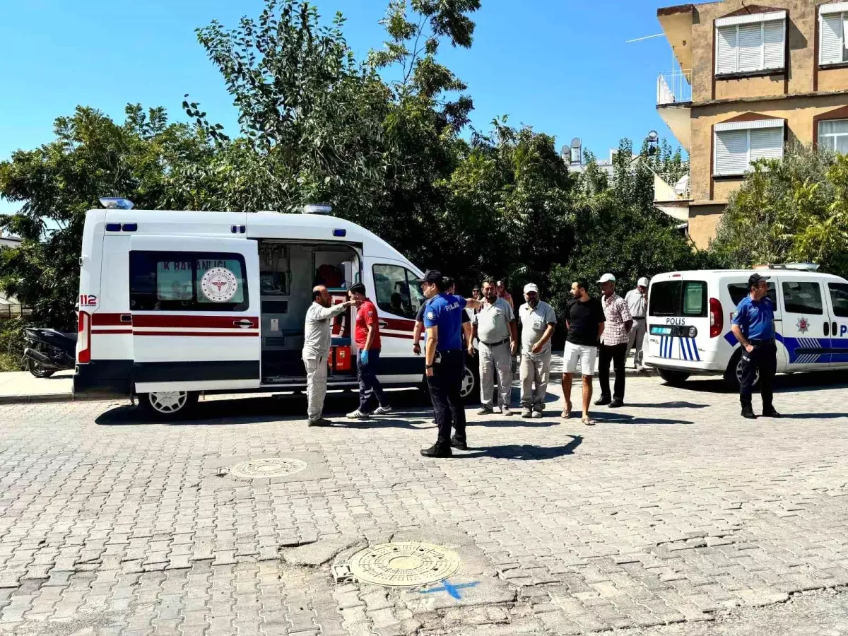 Gazipaşa’da Motosiklet Kazası: Sürücü Hastaneye Kaldırıldı