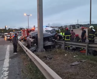 Kocaeli’de Trafik Kazası: Kamyonet Sürücüsü Hayatını Kaybetti