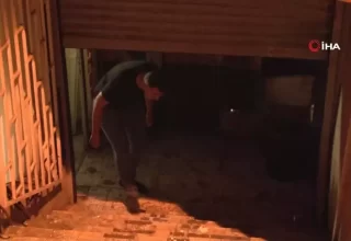 Küçükçekmece’de İnternet Kafeye Ses Bombası Atıldı