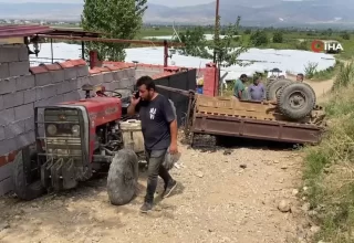 Manisa’da İşçileri Taşıyan Traktör Devrildi: 11 Yaralı