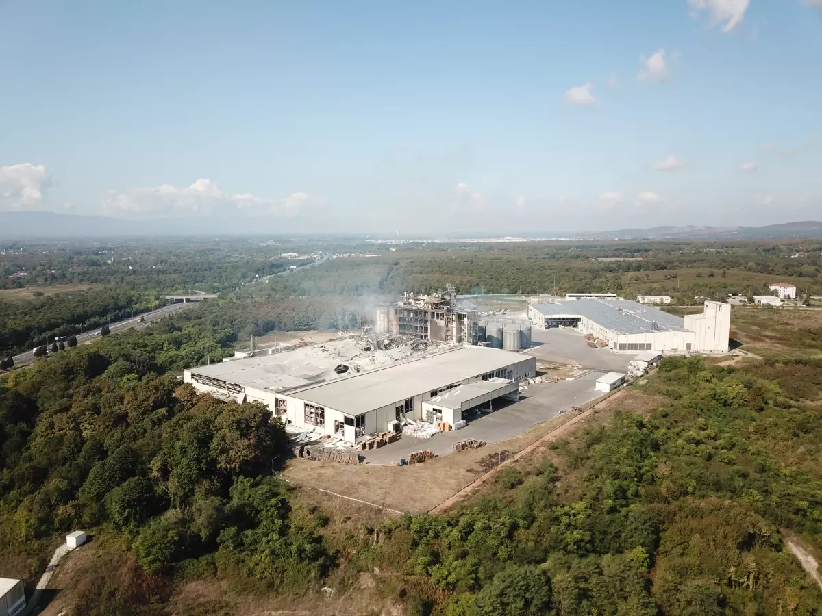 Sakarya’da Makarna Fabrikasındaki Patlamada 1 Ölü, 30 Yaralı