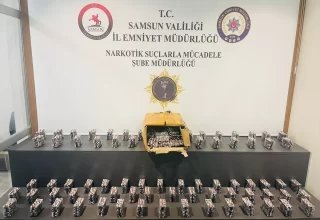 Samsun’da Uyuşturucu Operasyonu: 15 Bin Sentetik Ecza Hapı Ele Geçirildi