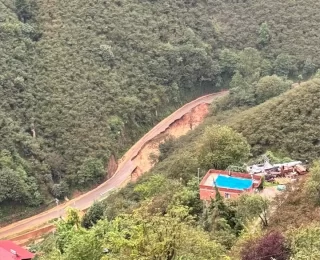 Trabzon’da Sağanak Yağış Hayatı Olumsuz Etkiledi