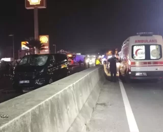 Yalova’da Minibüs Çarpması Sonucu İki Kişi Hayatını Kaybetti