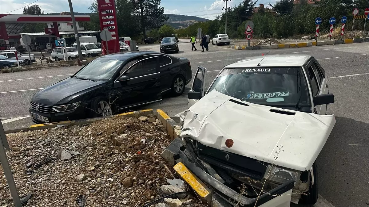 Yalvaç’ta Trafik Kazası: 2 Yaralı