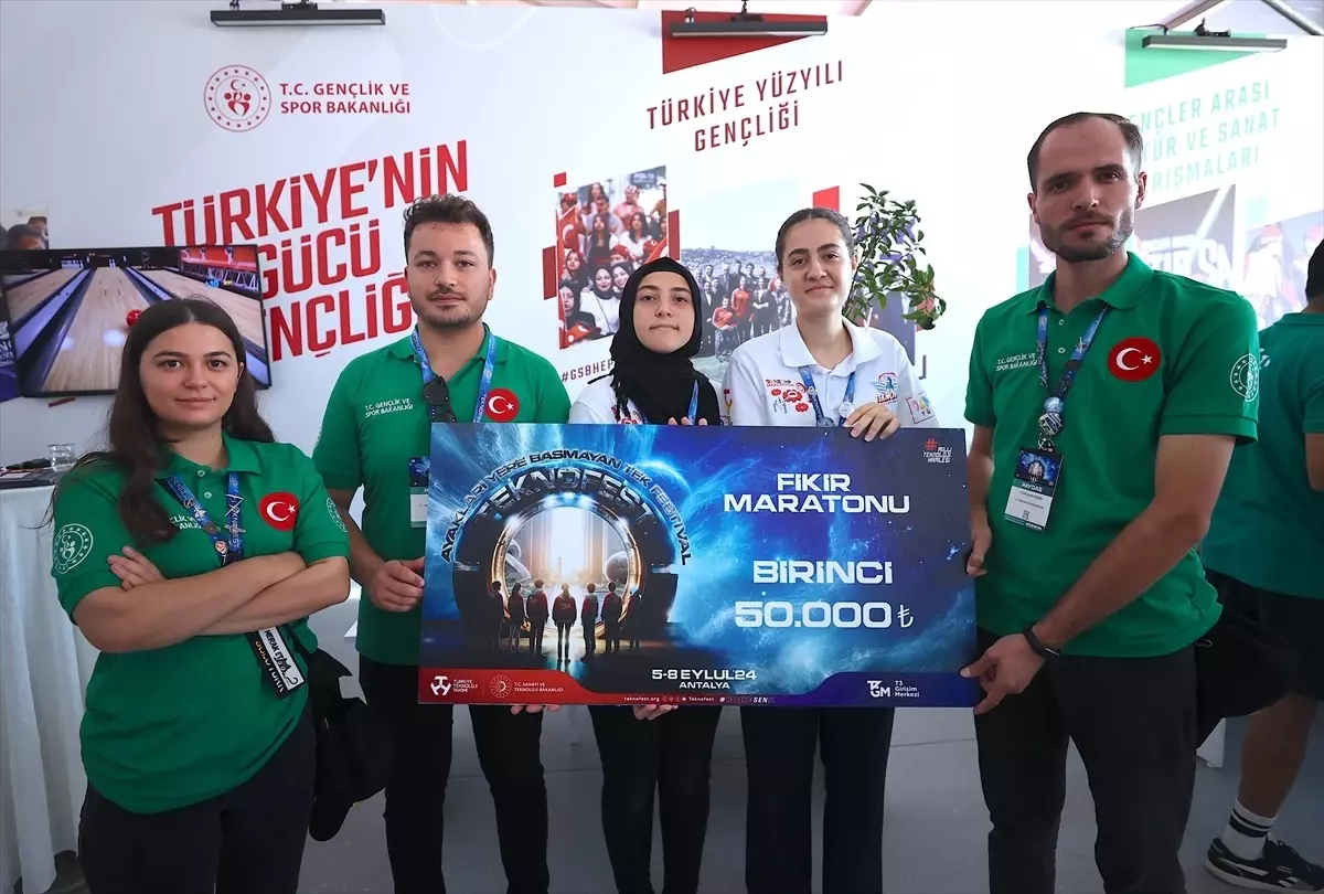 Adana Gençlik ve Spor İl Müdürlüğü Öğrencileri, Mantar Kökünden Ambalaj Üretimi ile TEKNOFEST’te Birinci Oldu