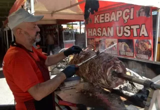 Ayvalık’ta Gaziantep Yöresel Lezzetler Pazarı Başladı