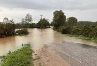 Bartın’da Sağanak Yağış Su Seviyesini 2 Metre Yükseltti