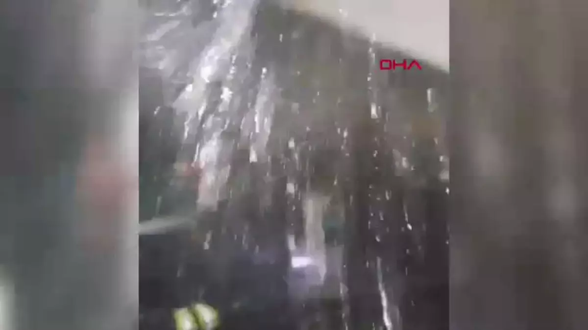 Diyarbakır’da 10 Katlı Binada Yangın: 6 Kişi Dumandan Etkilendi