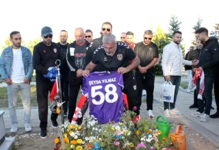 Samsunspor taraftarı şehit polis Şeyda Yılmaz’ı unutmadı