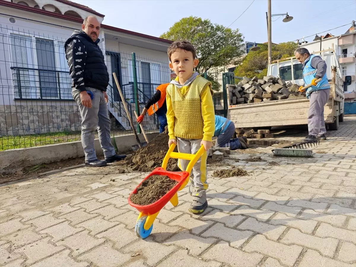 4 Yaşındaki Osman Alp’ten Sevimli Yardım