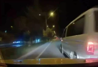 Adıyaman’da Hızla Kaçan Midibüs Sürücüsü Kaza Yapıp Kayboldu