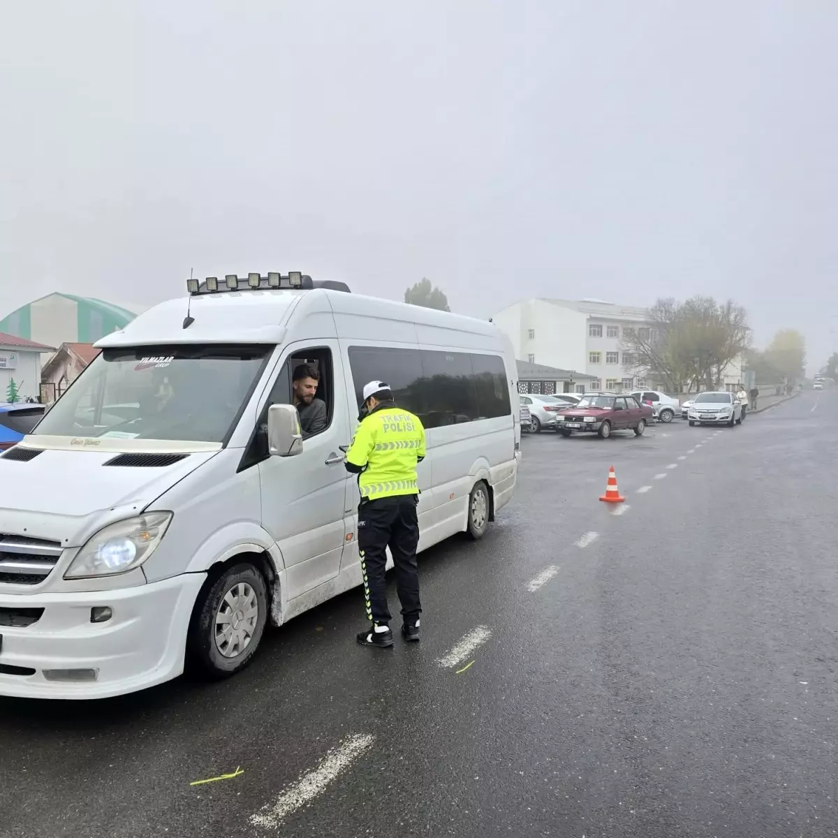 Ağrı’da Öğrenci Güvenliği İçin Okul Servisi Denetimleri Devam Ediyor