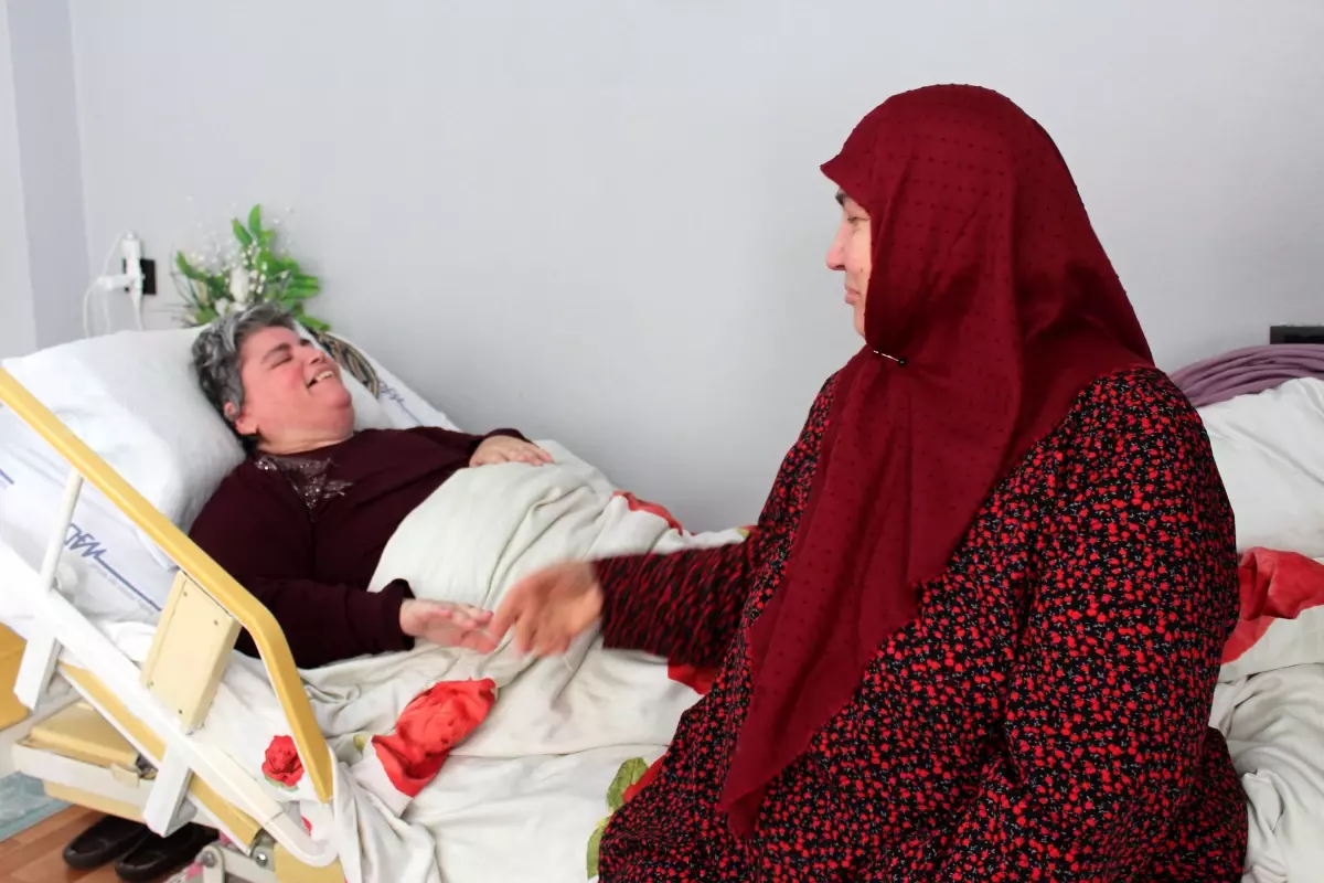 Antalya’da Yatağa Bağlı Yaşayan Feride’nin Hayalleri