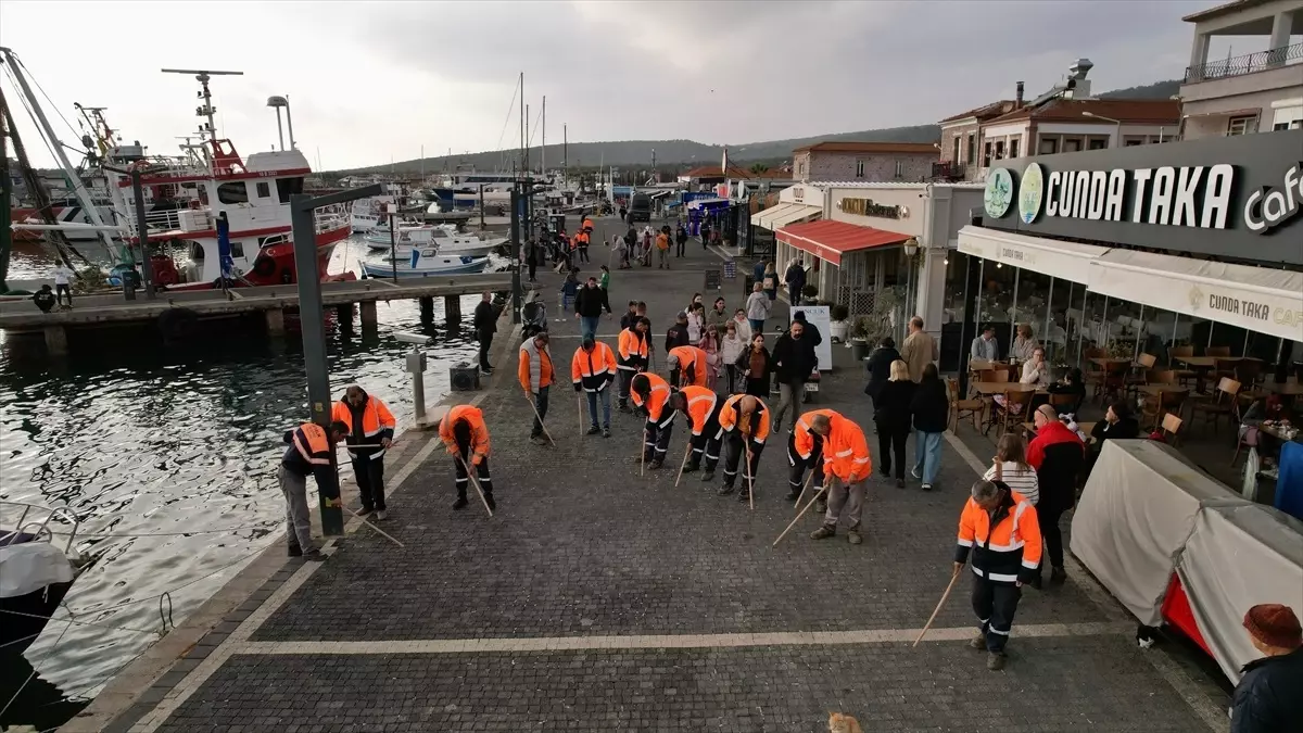 Ayvalık’ta Çöp ve İzmarit Atanlara Ceza Uygulanacak