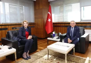 Azerbaycan Eğitim Müsteşarı Nesibova’dan Büyükkılıç’a Ziyaret