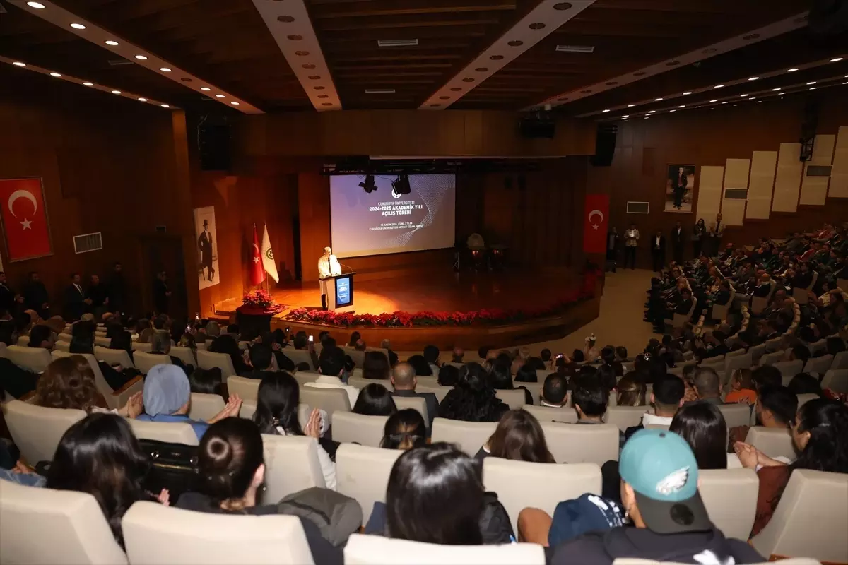 Çukurova Üniversitesi’nde Yeni Akademik Yıl Töreni Düzenlendi