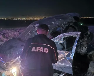 Kars’ta Otomobilin Şarampole Devrilmesi: 1 Ölü, 2 Yaralı