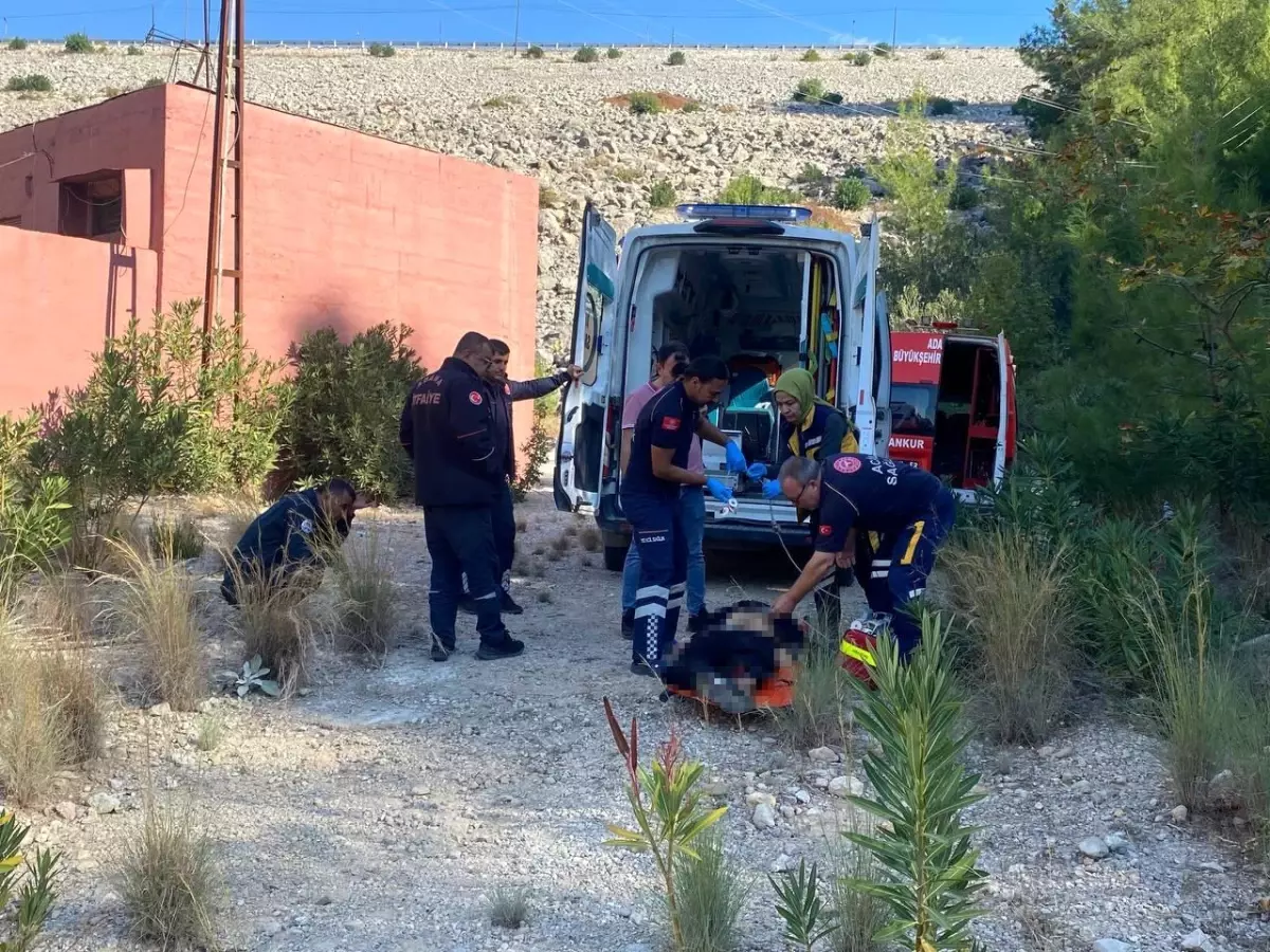 Kozan’da Motosiklet Kazası: Genç Yolcu Hayatını Kaybetti