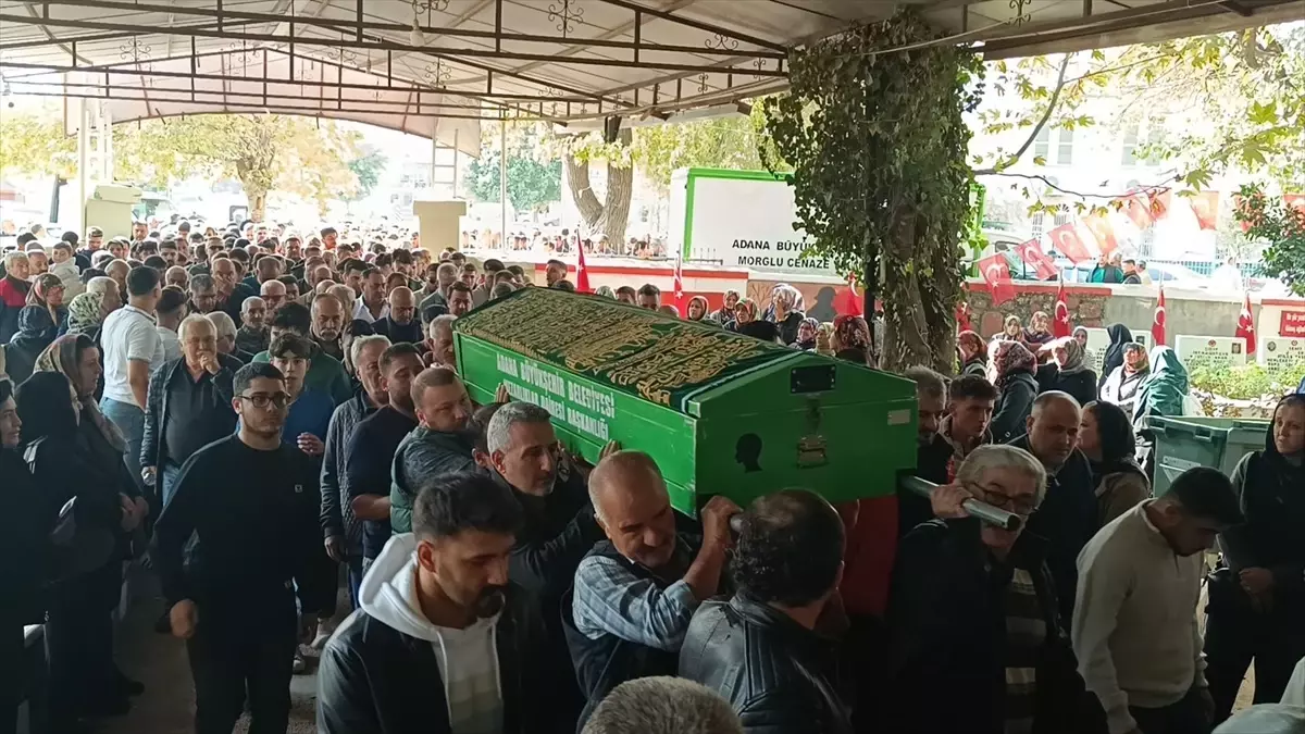 Kozan’da Trafik Kazasında Hayatını Kaybeden Çocuğun Cenazesi Defnedildi