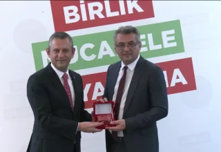 Özgür Özel, KKTC’nin 41. Kuruluş Yıl Dönümünü Kutladı