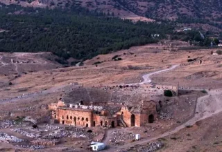 Pamukkale Travertenleri Gün Batımında Hayran Bırakıyor