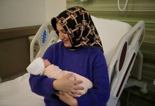 Prematüre Ayşe Bebek, Annesine Kavuştuktan Sonra Sağlığına Kavuştu