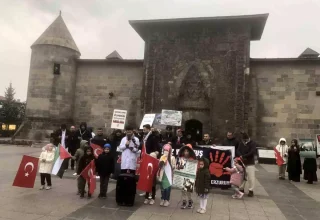 Sağlık çalışanları protestolarını 52’ncü haftada sürdürdü