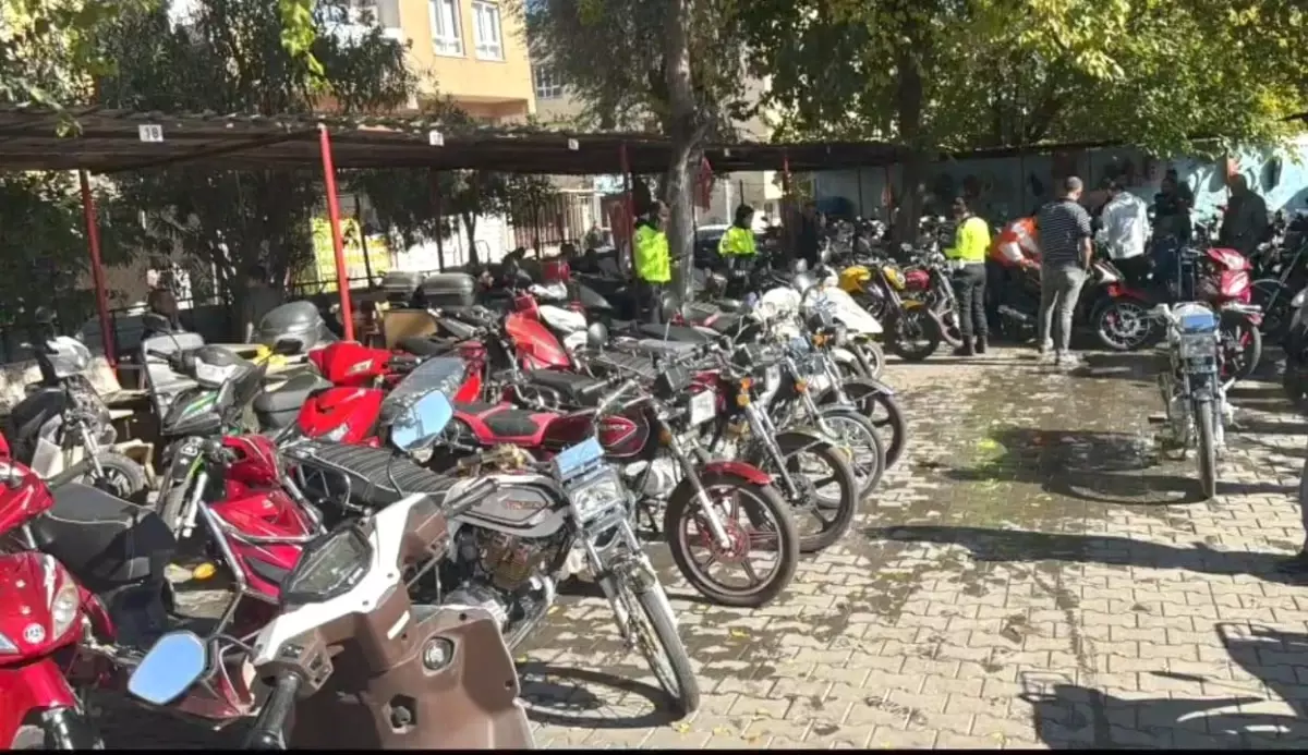 Şanlıurfa’da Motosiklet Pazarında Çalıntı Motosikletlere Operasyon