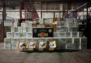 Adana’da Kaçakçılık Operasyonu: 12 Milyon Makaron ve 567 Litre Alkol Ele Geçirildi