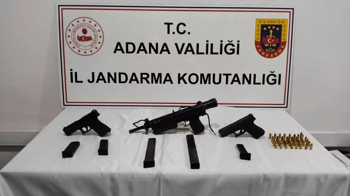 Adana’da Ruhsatsız 3 Tabanca Ele Geçirildi, 2 Gözaltı