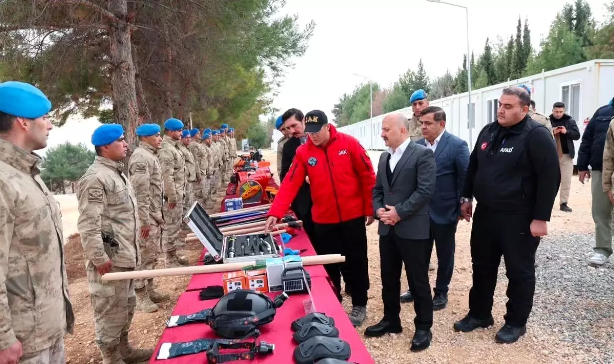 Adıyaman Jandarması Arama Kurtarma Ekipmanlarını Genişletti