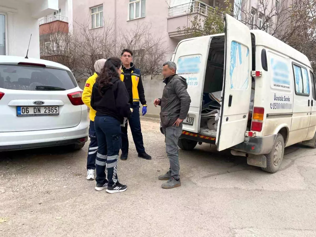 Adıyaman’da Asansörde Mahsur Kalan Kişi Kurtarıldı