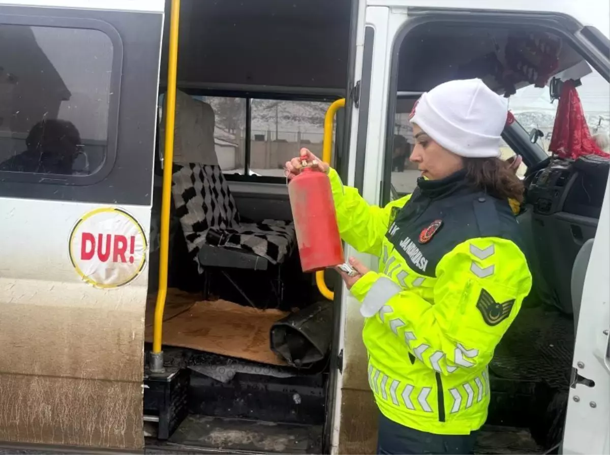 Ağrı’da Okul Servis Araçlarına Denetim