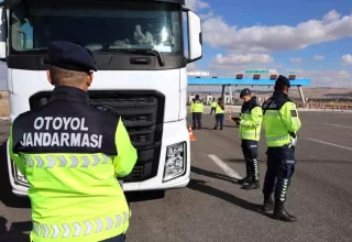 Aksaray Otoyol Jandarma Ekipleri, Son Teknoloji ile Güvenliği Sağlıyor