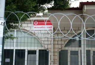 Antalya’da Cemaat, Madde Bağımlılığına Dikenli Tel ile Çözüm Buldu