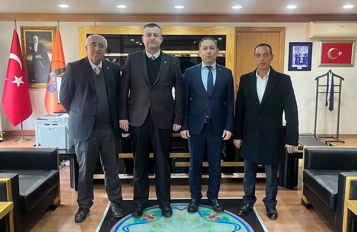 Beypazarı İlçe Başkanı Etili’den Karayolları’na Ziyaret ve İşçilerin Destek Talebi