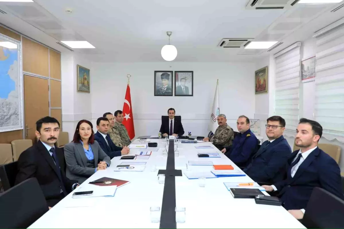 Bitlis’te Güvenlik ve Asayiş Koordinasyon Toplantısı Düzenlendi