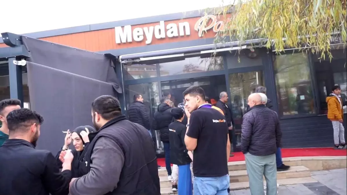 Burdur’da Kafede Yangın Panik Yarattı