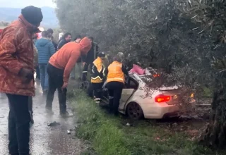 Bursa’da Tanker ile Otomobil Kafa Kafaya Çarpıştı: Muhtar Hayatını Kaybetti