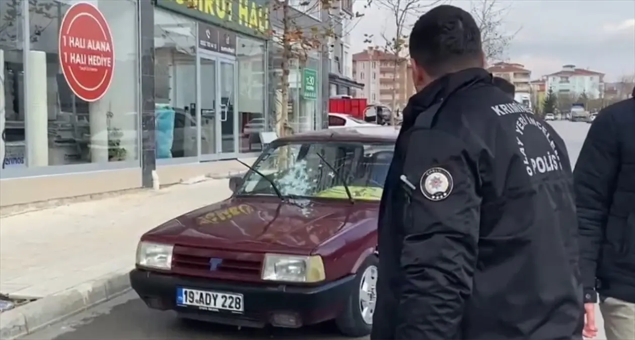 Çorum’da Seyir Halindeki Otomobile Tüfekle Saldırı