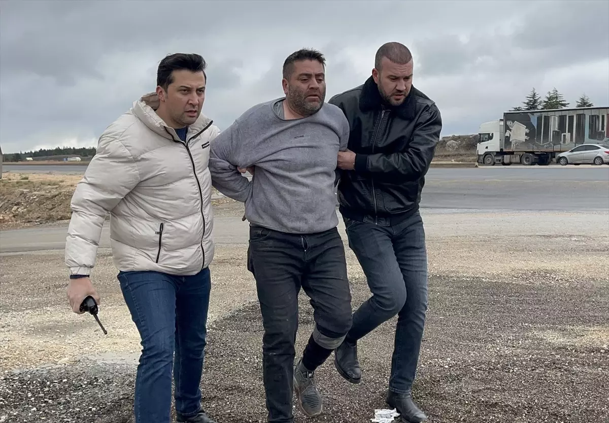 Eskişehir’de Gazinoda Kavga: 1 Yaralı, 2 Şüpheli Yakalandı