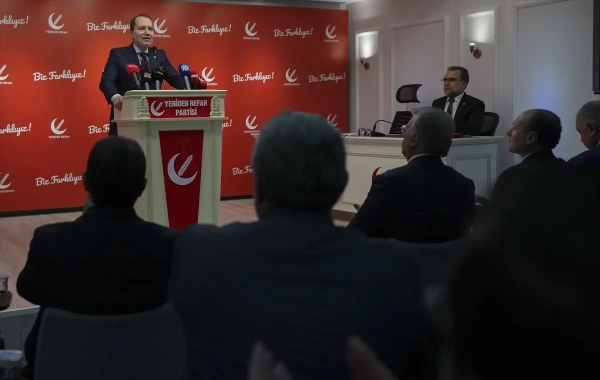 Fatih Erbakan: Suriye için Türkiye siyasi inisiyatif almalı