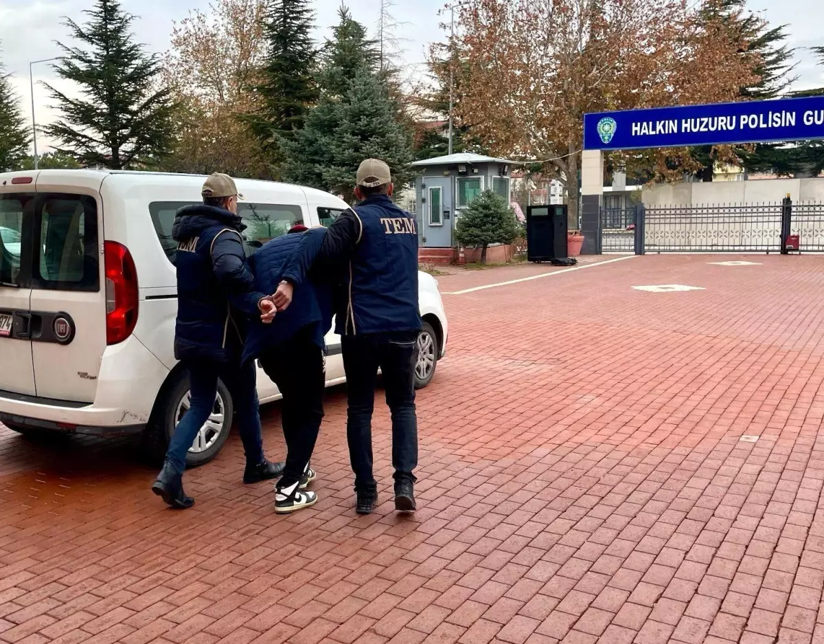 Isparta’da PKK/KCK Üyesi Yabancı Uyruklu Şahıs Tutuklandı